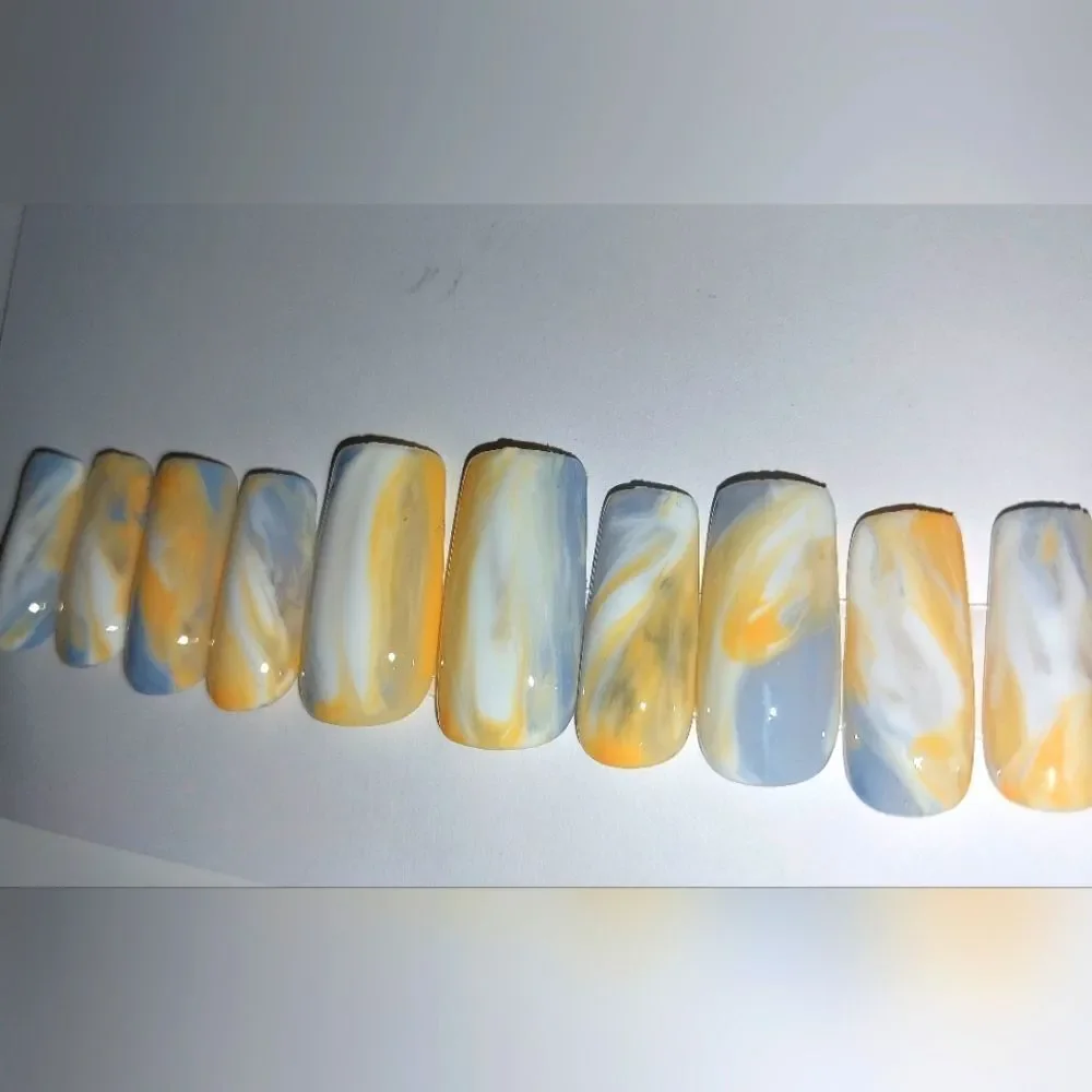 Hand crafted custom 10pc short acrylic press on nails size large